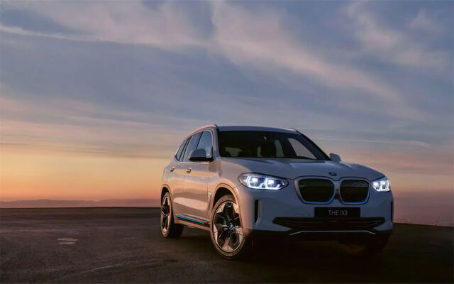 Uusi BMW iX3