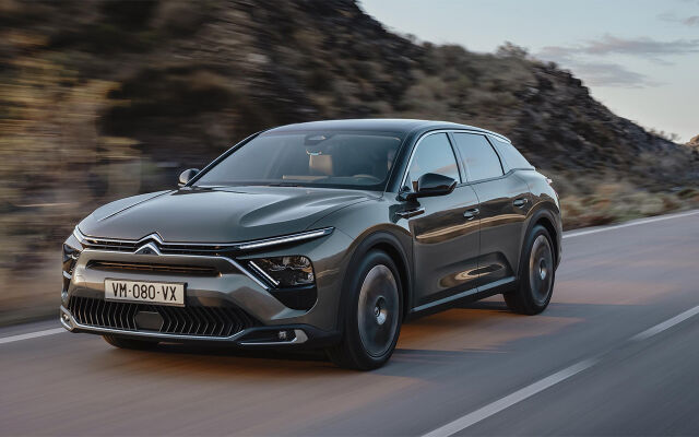 Uusi Citroën C5 X