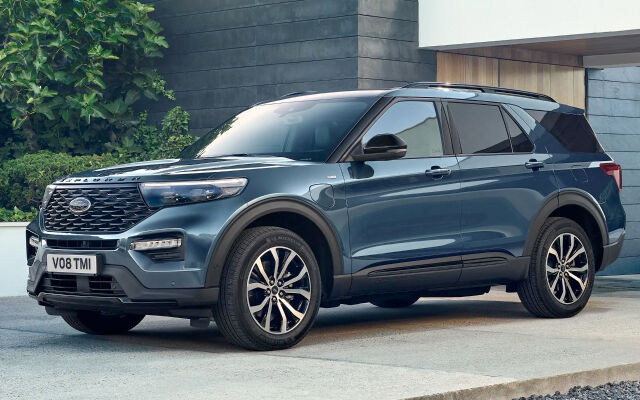 Ford Explorer ladattava hybridi