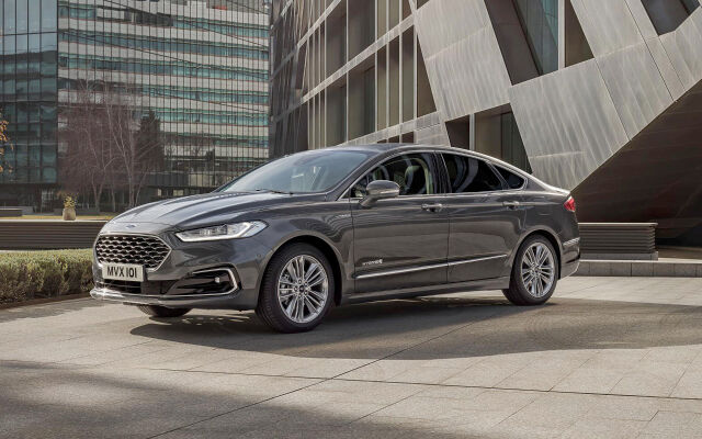 Uusi Ford Mondeo Hybrid