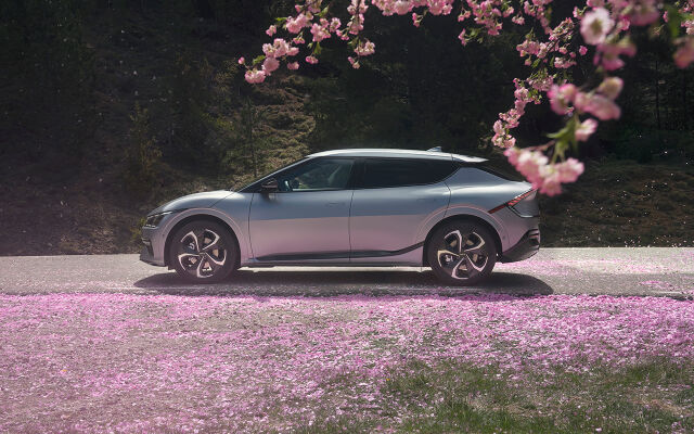 Täysin uusi täyssähköauto Kia EV6