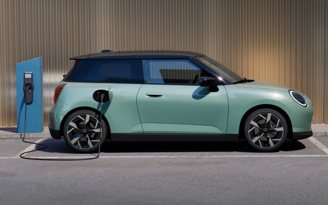 Testaa. Tilaa. Ja voita MINI Cooper.