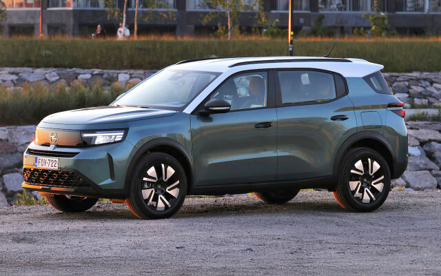 Uusi Opel Frontera