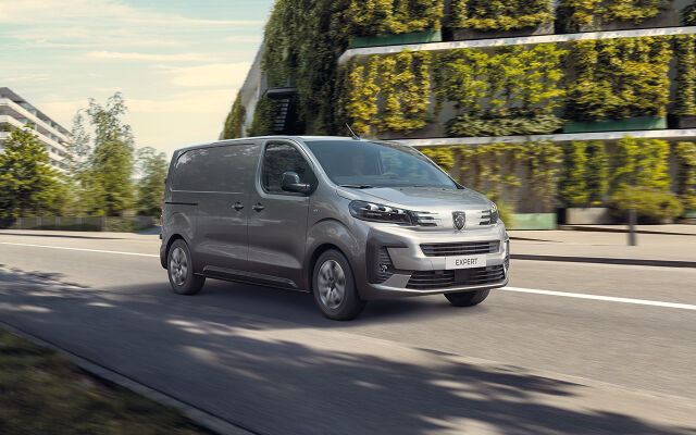 Erä Peugeot Experttejä 0 % + kulut