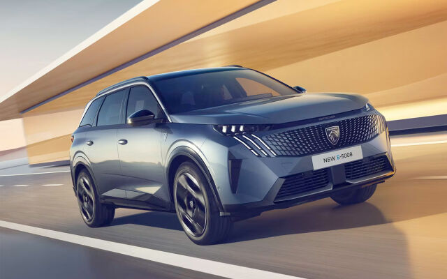 Peugeot 5008 yksityisleasing alk. 489 €/kk