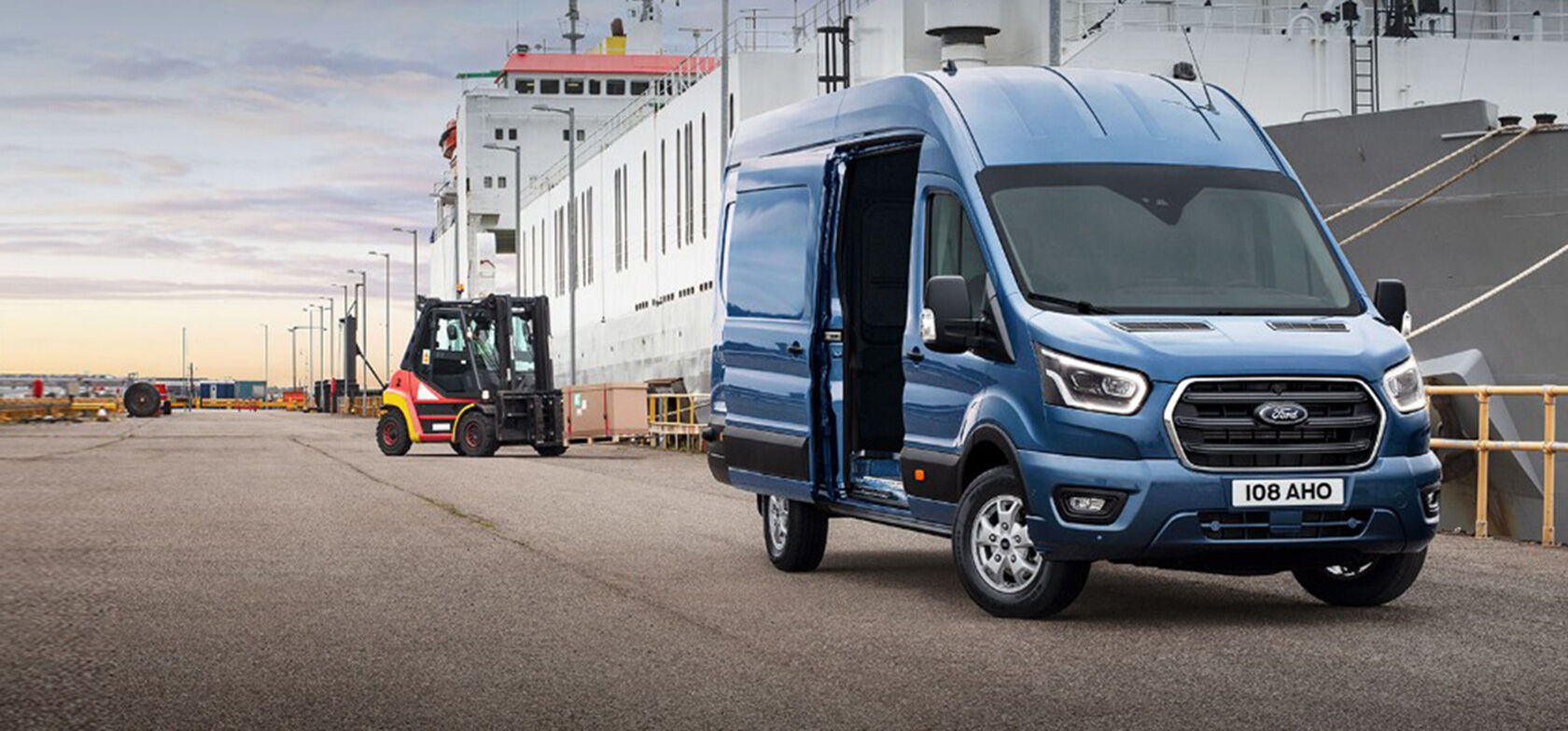 FORD TRANSIT JUHLAMALLI