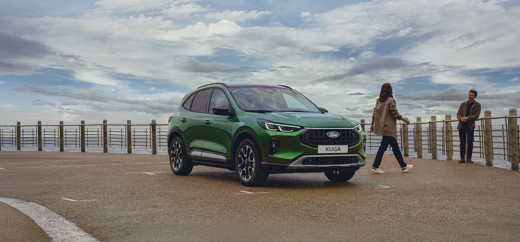 FORD KUGA JUHLAMALLIT