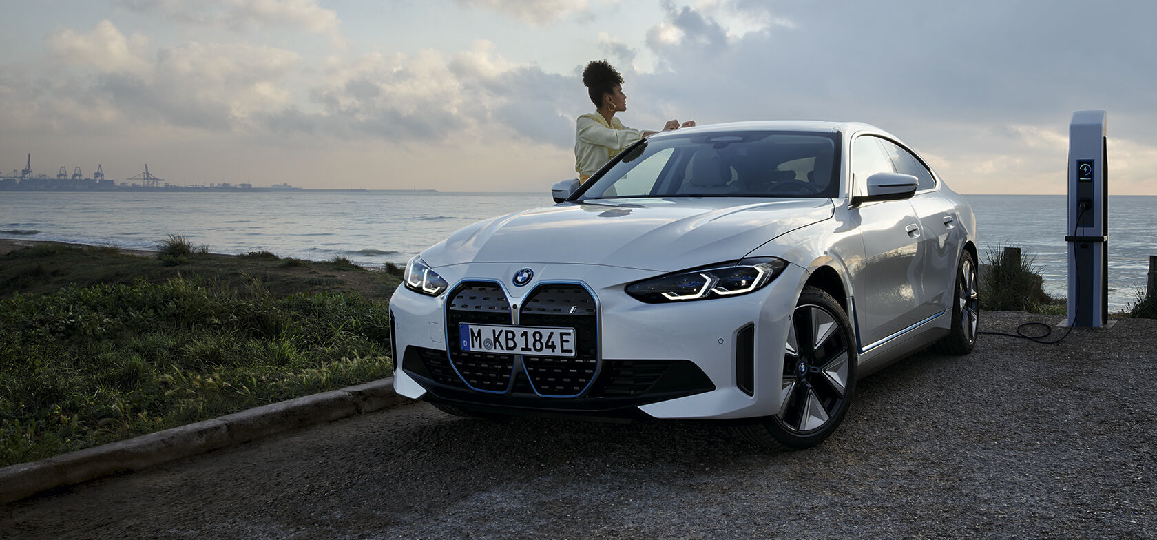 BMW i4