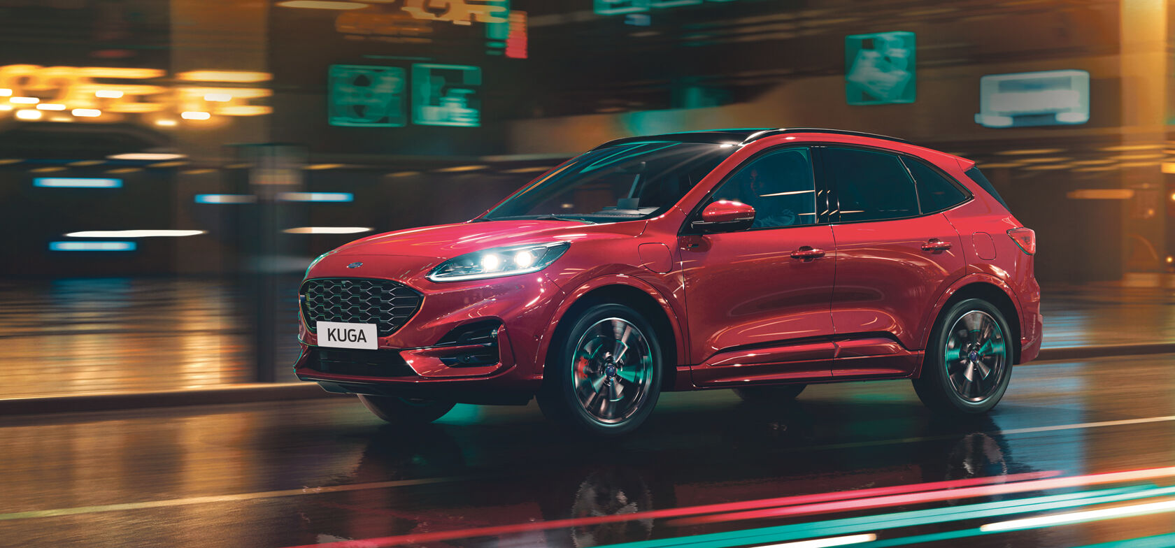 FORD KUGA LADATTAVA HYBRIDI