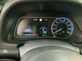 NISSAN LEAF esikatselu 4