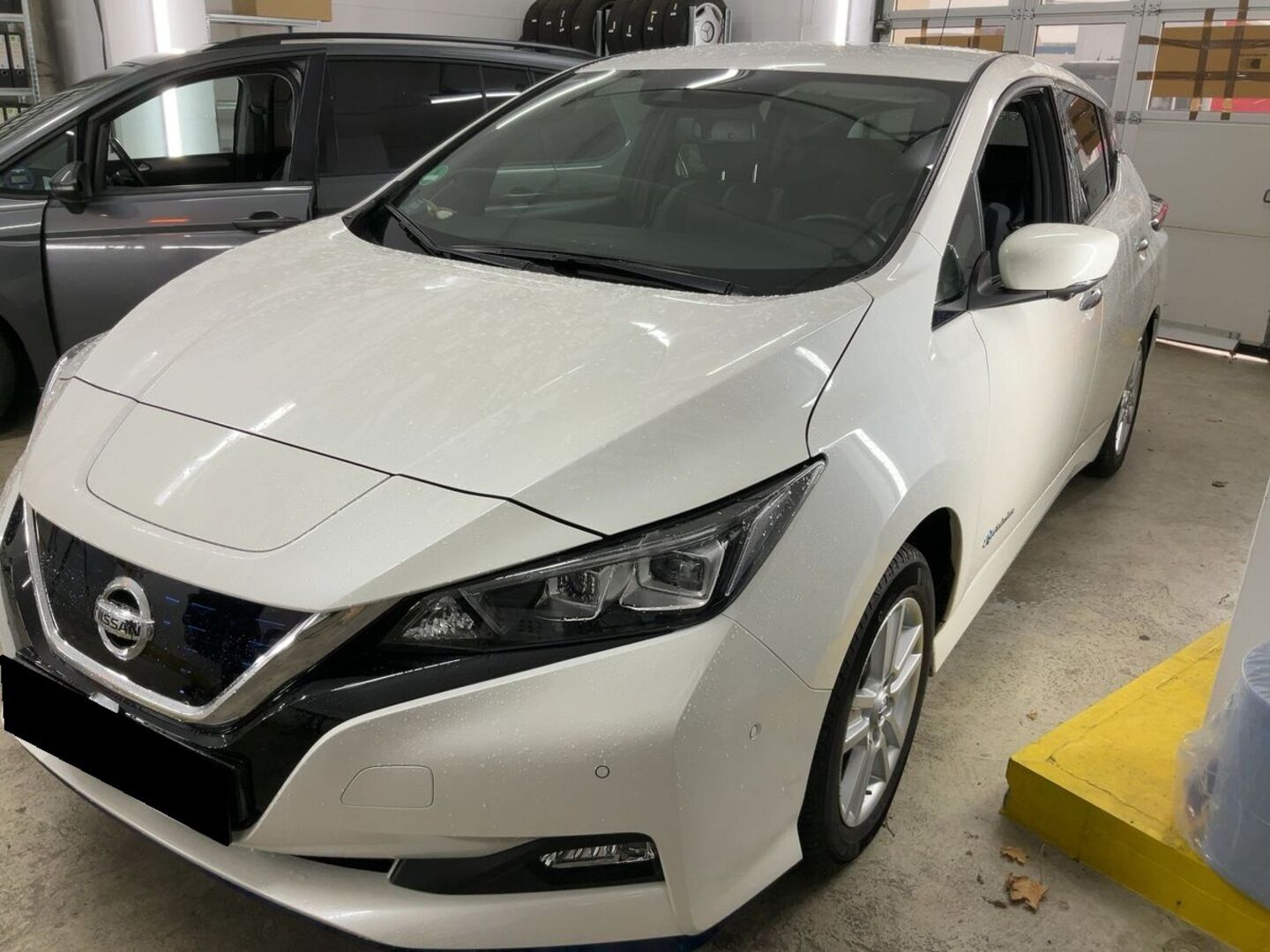 NISSAN LEAF iso kuva 0