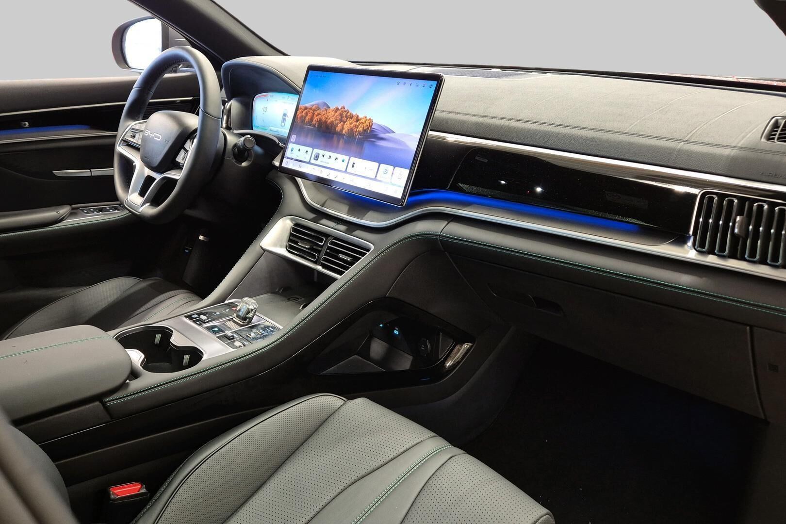 BYD SEAL U DM-I iso kuva 4