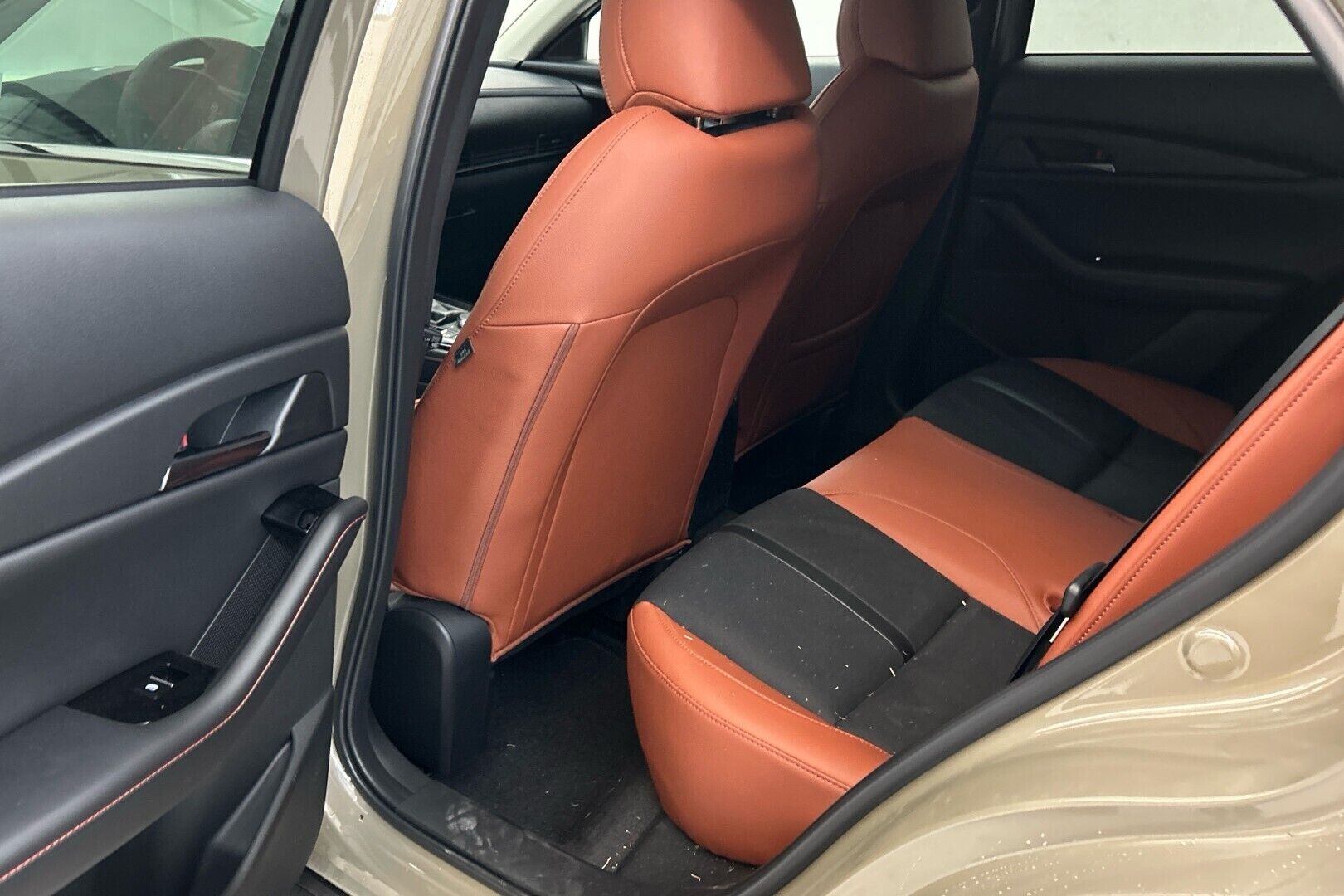 MAZDA CX-30 iso kuva 2