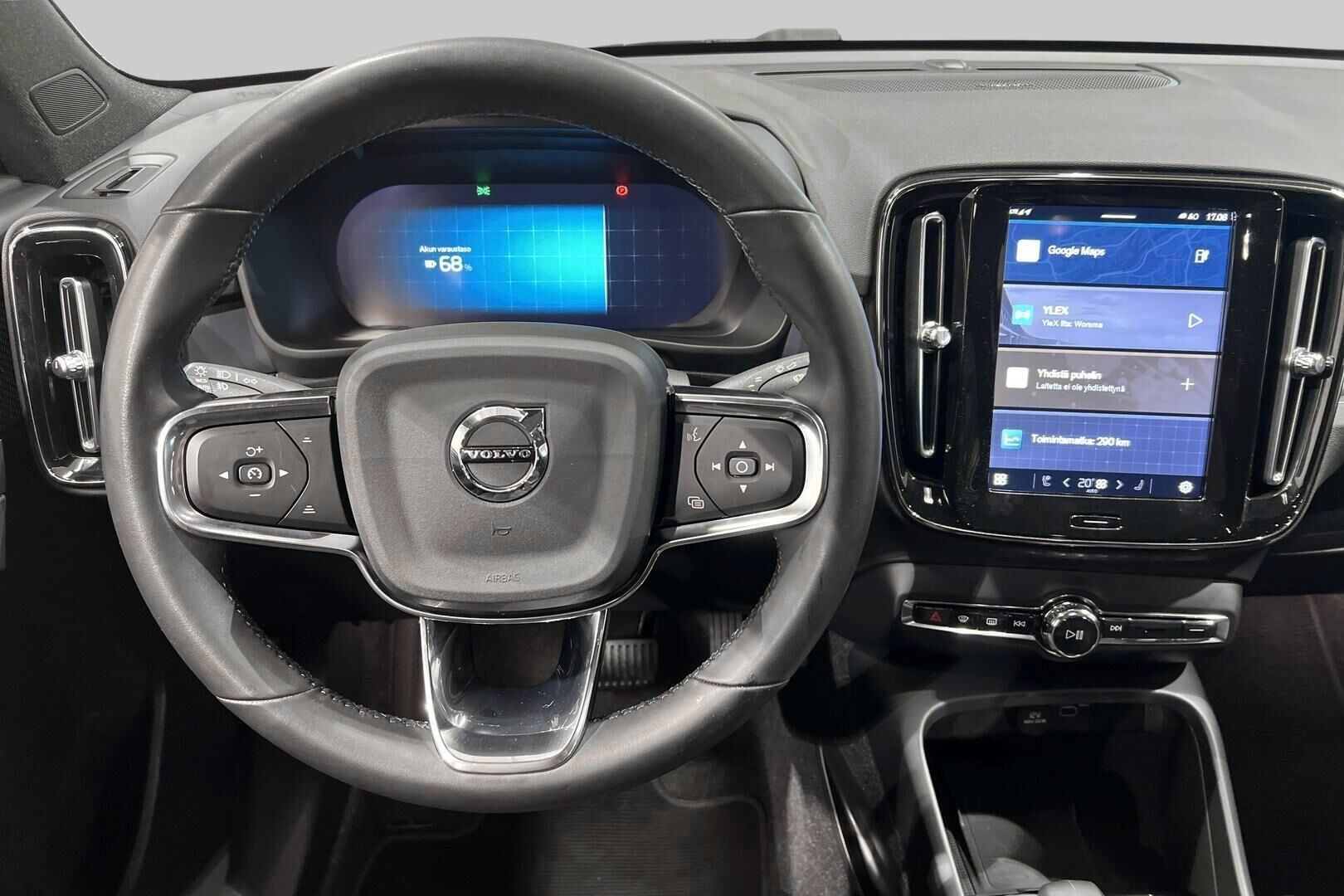 VOLVO C40 iso kuva 26