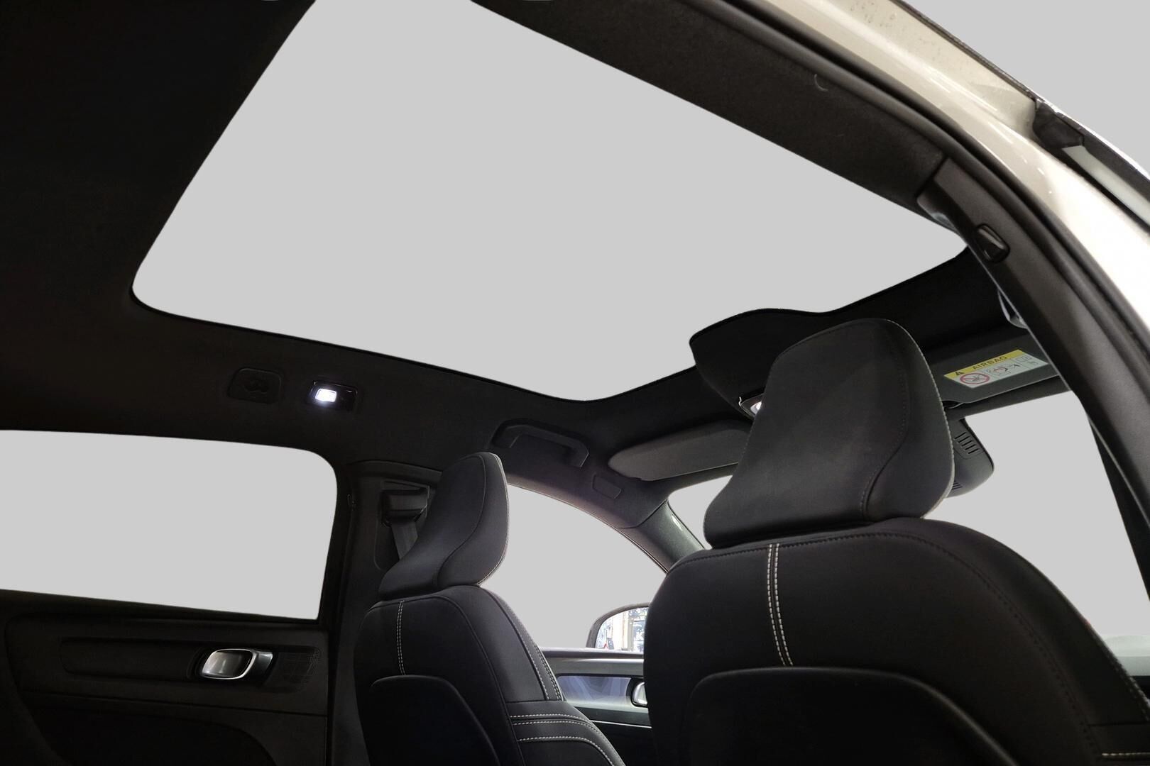 VOLVO C40 iso kuva 2