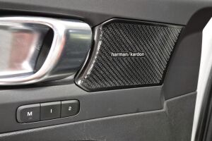 VOLVO C40 esikatselu 6