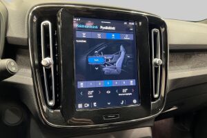 VOLVO XC40 esikatselu 16
