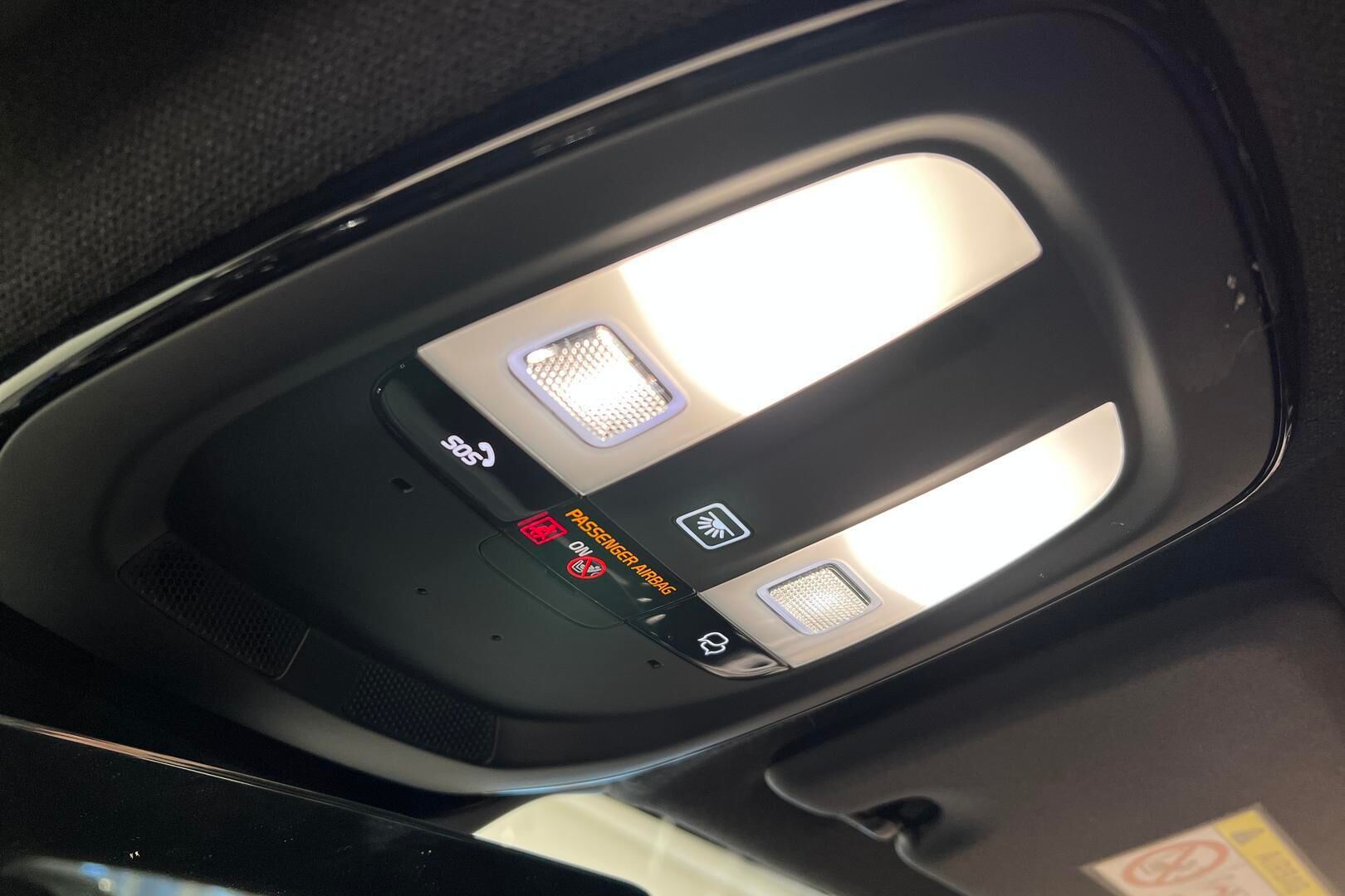 VOLVO XC40 iso kuva 34