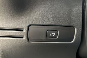 VOLVO XC40 esikatselu 24