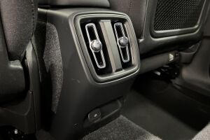 VOLVO XC40 esikatselu 26