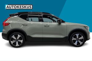 VOLVO XC40 esikatselu 3