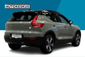 VOLVO XC40 esikatselu 4
