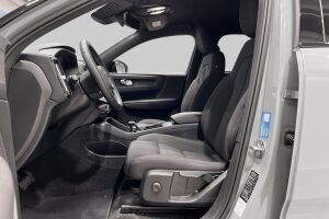 VOLVO XC40 esikatselu 7
