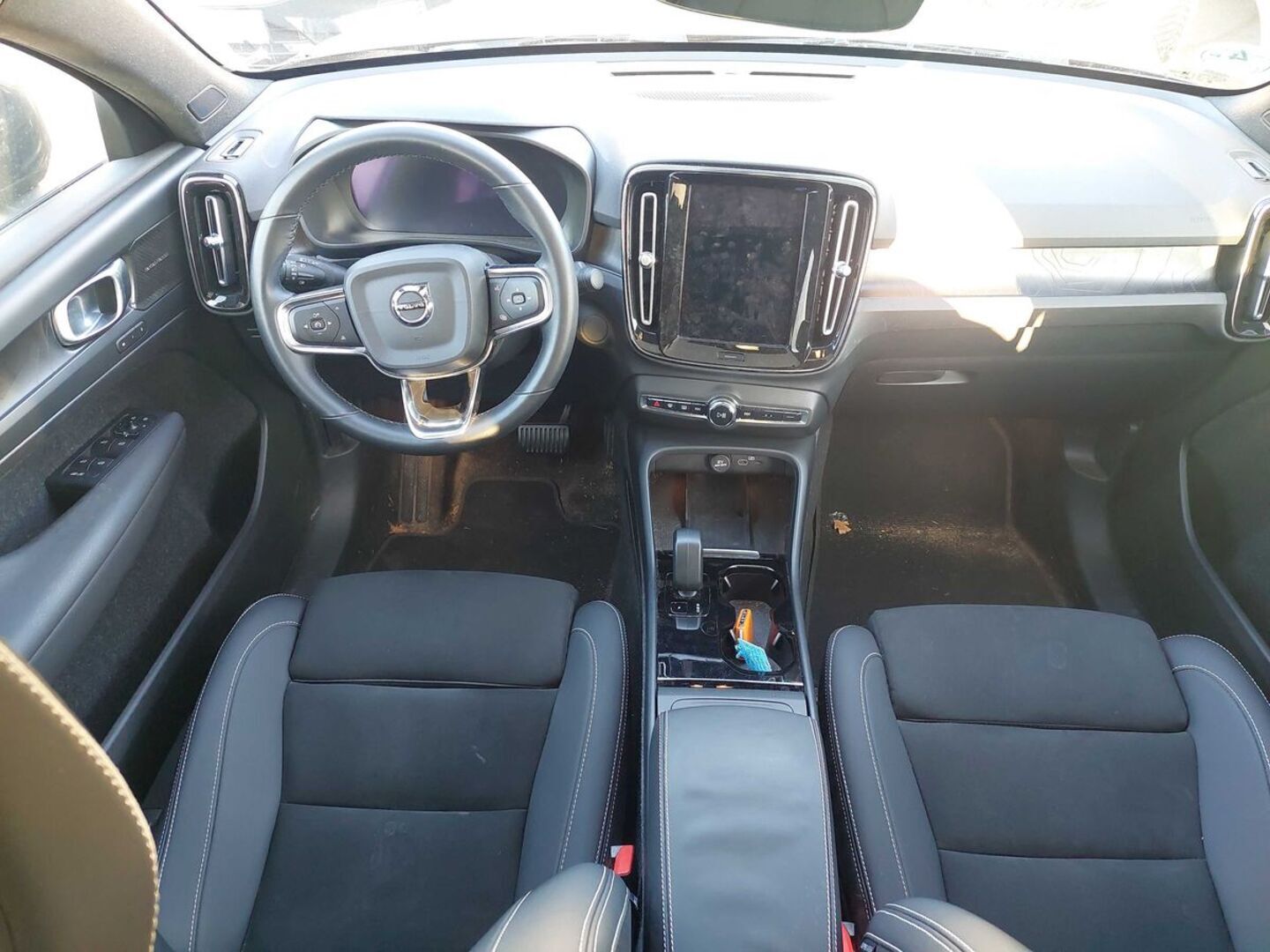 VOLVO C40 iso kuva 1