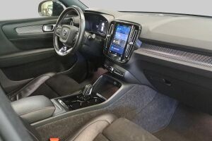 VOLVO XC40 esikatselu 4