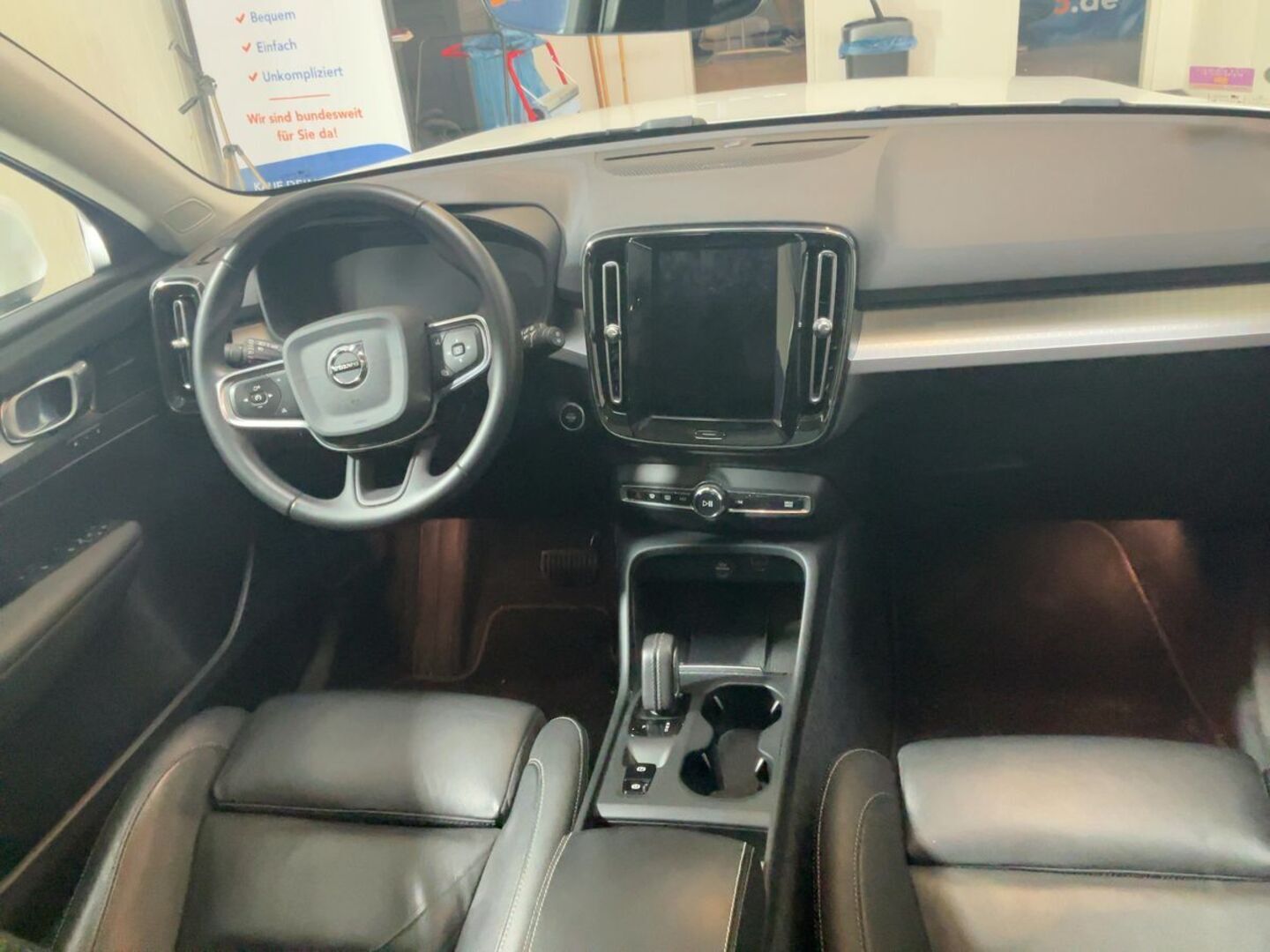 VOLVO XC40 iso kuva 1