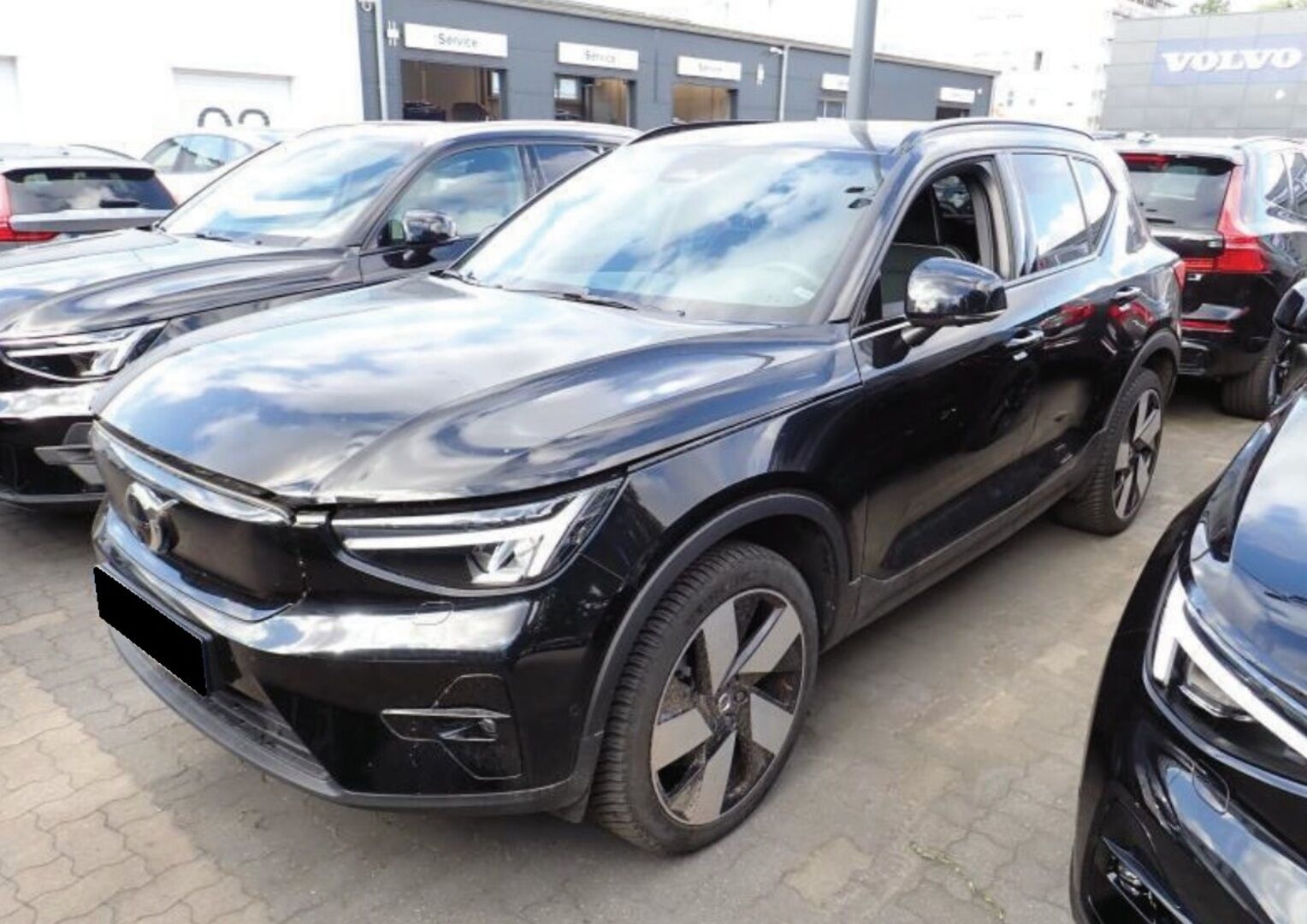 VOLVO XC40 iso kuva 0