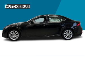 LEXUS IS esikatselu 7