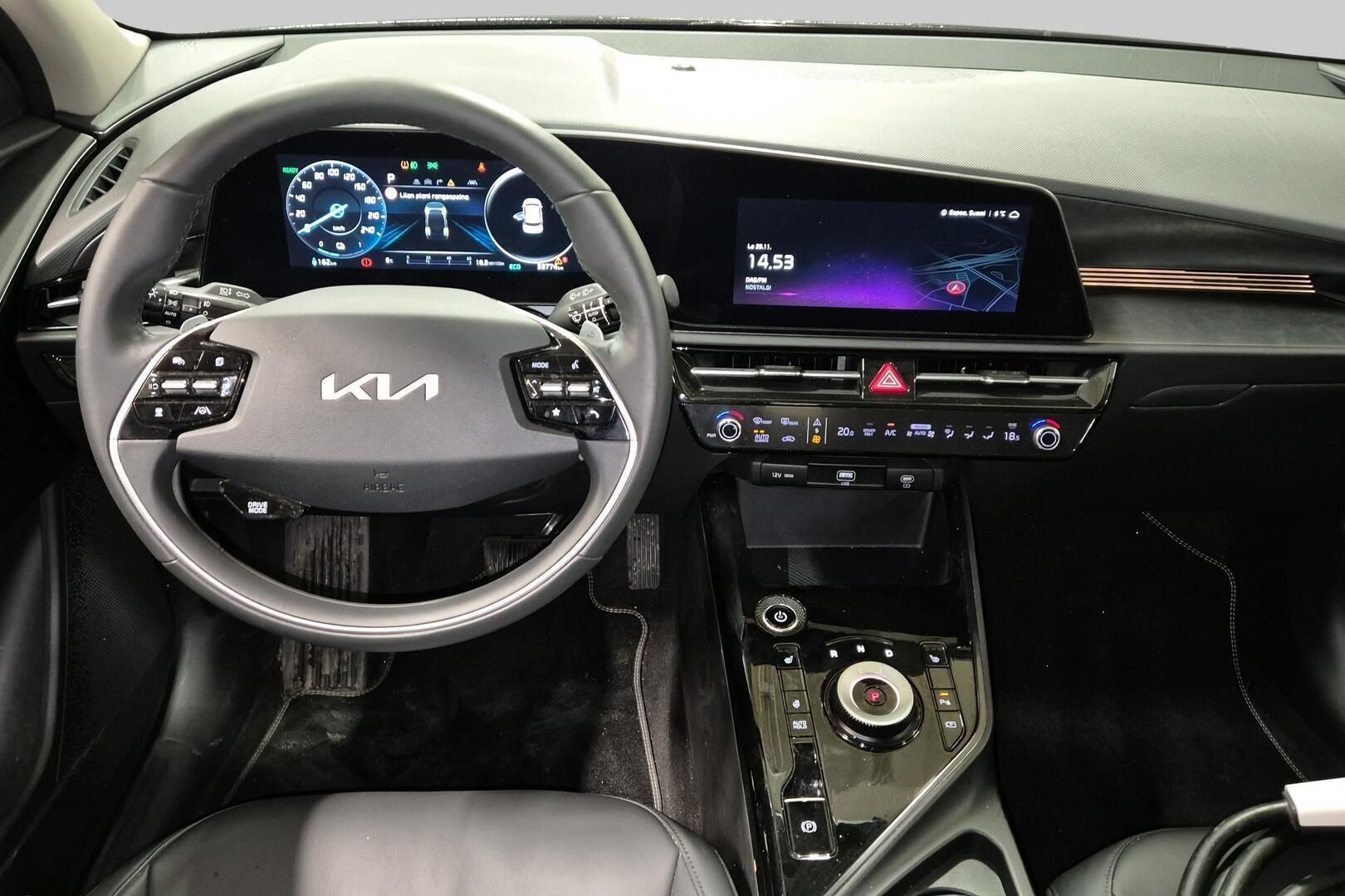 KIA NIRO iso kuva 1