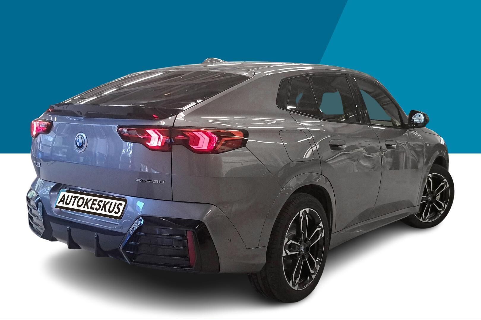 BMW IX2 iso kuva 3