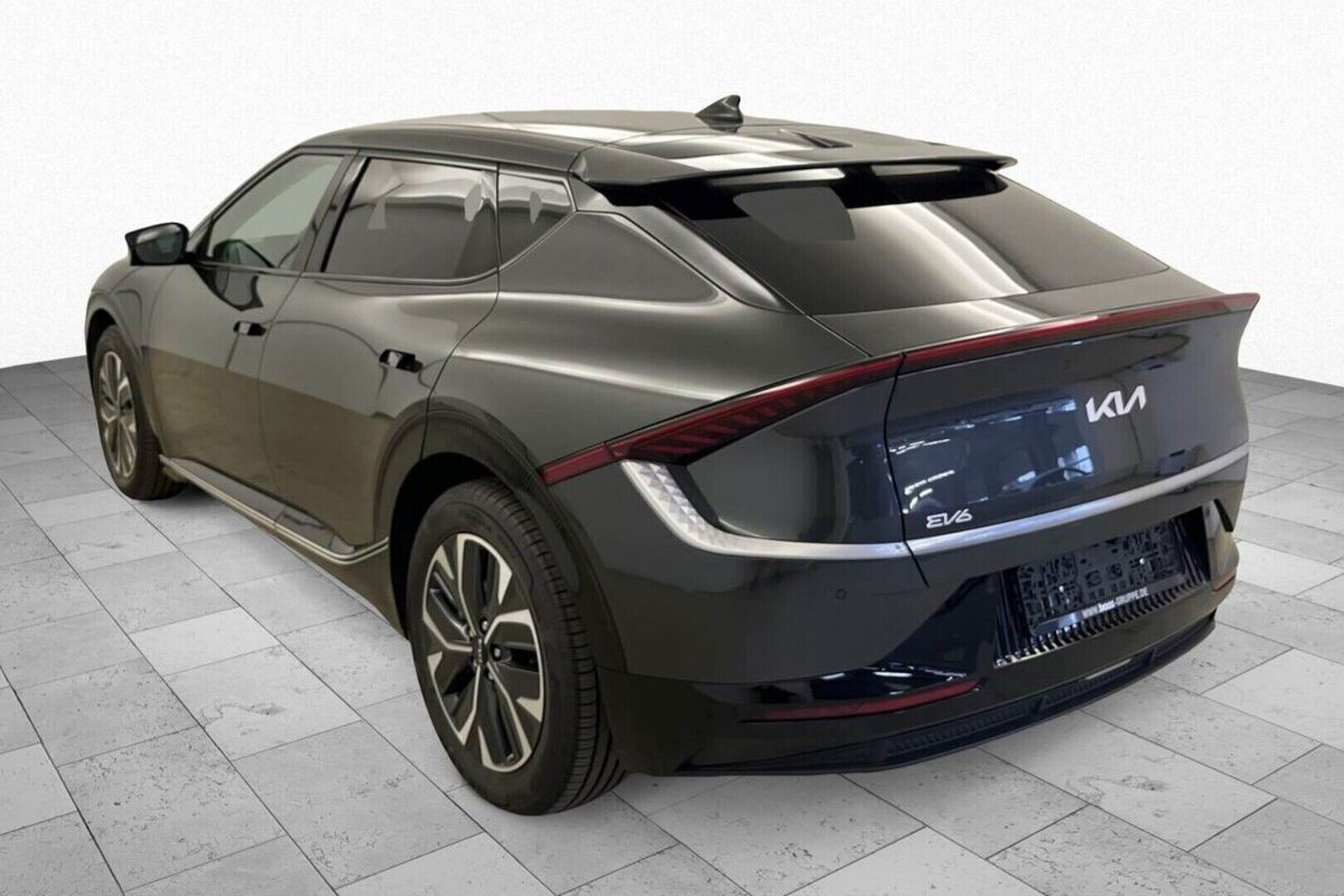 KIA EV6 iso kuva 1