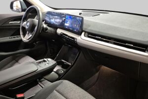 BMW IX1 esikatselu 4