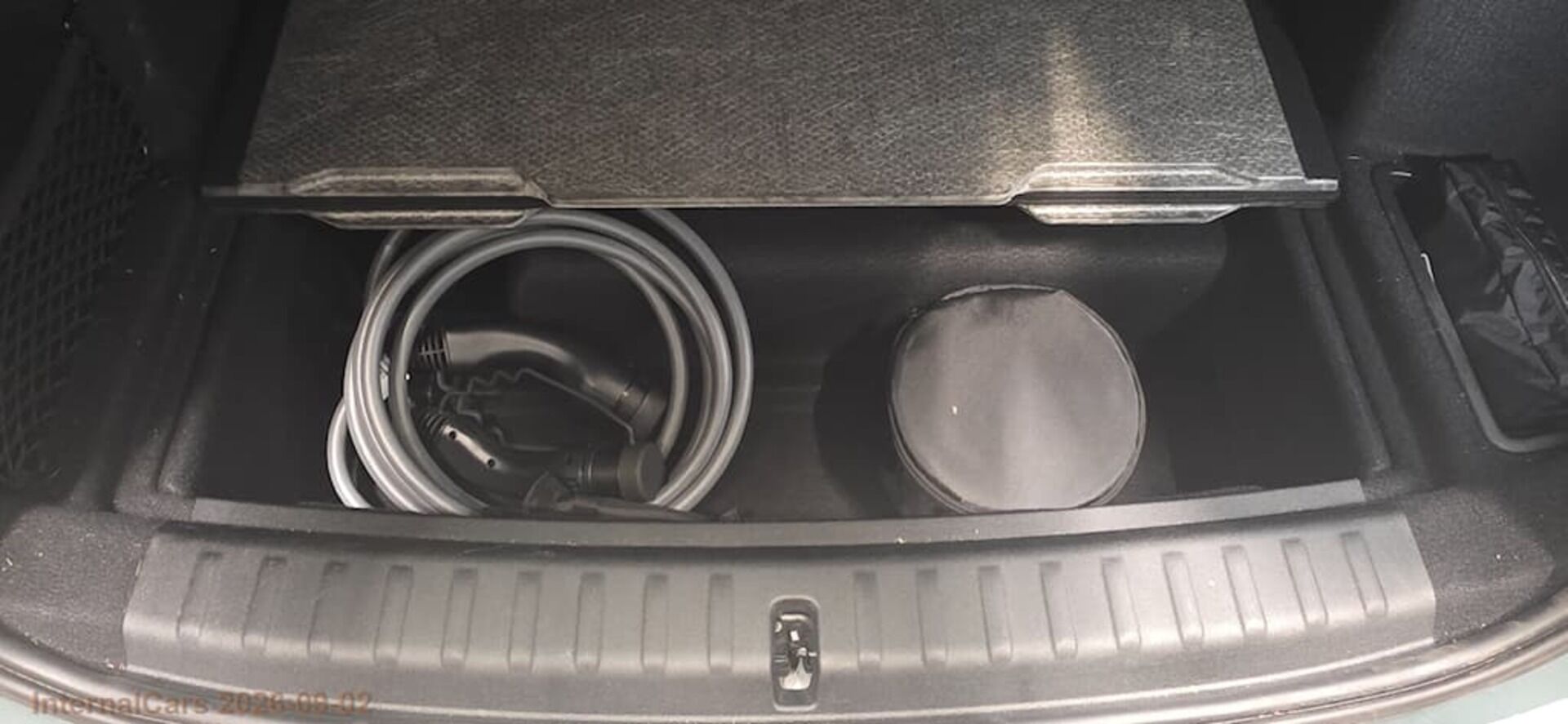 BMW X1 iso kuva 4