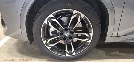 BMW IX2 esikatselu 1