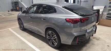 BMW IX2 esikatselu 3