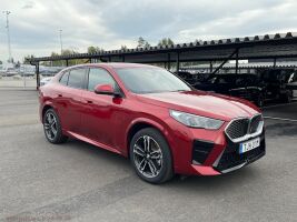BMW IX2 esikatselu 9