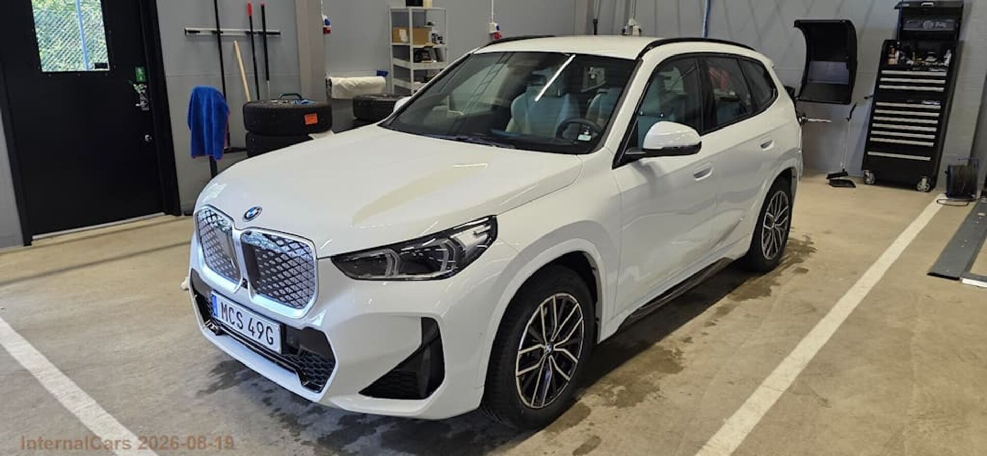 BMW IX1 iso kuva 0