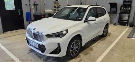 BMW IX1 esikatselu 0