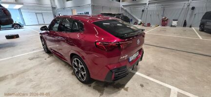 BMW IX2 esikatselu 3