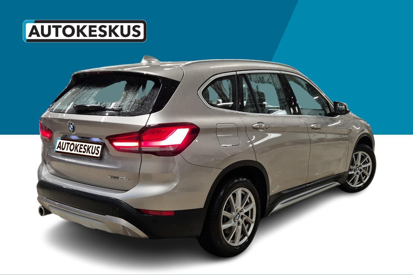 BMW X1 iso kuva 2