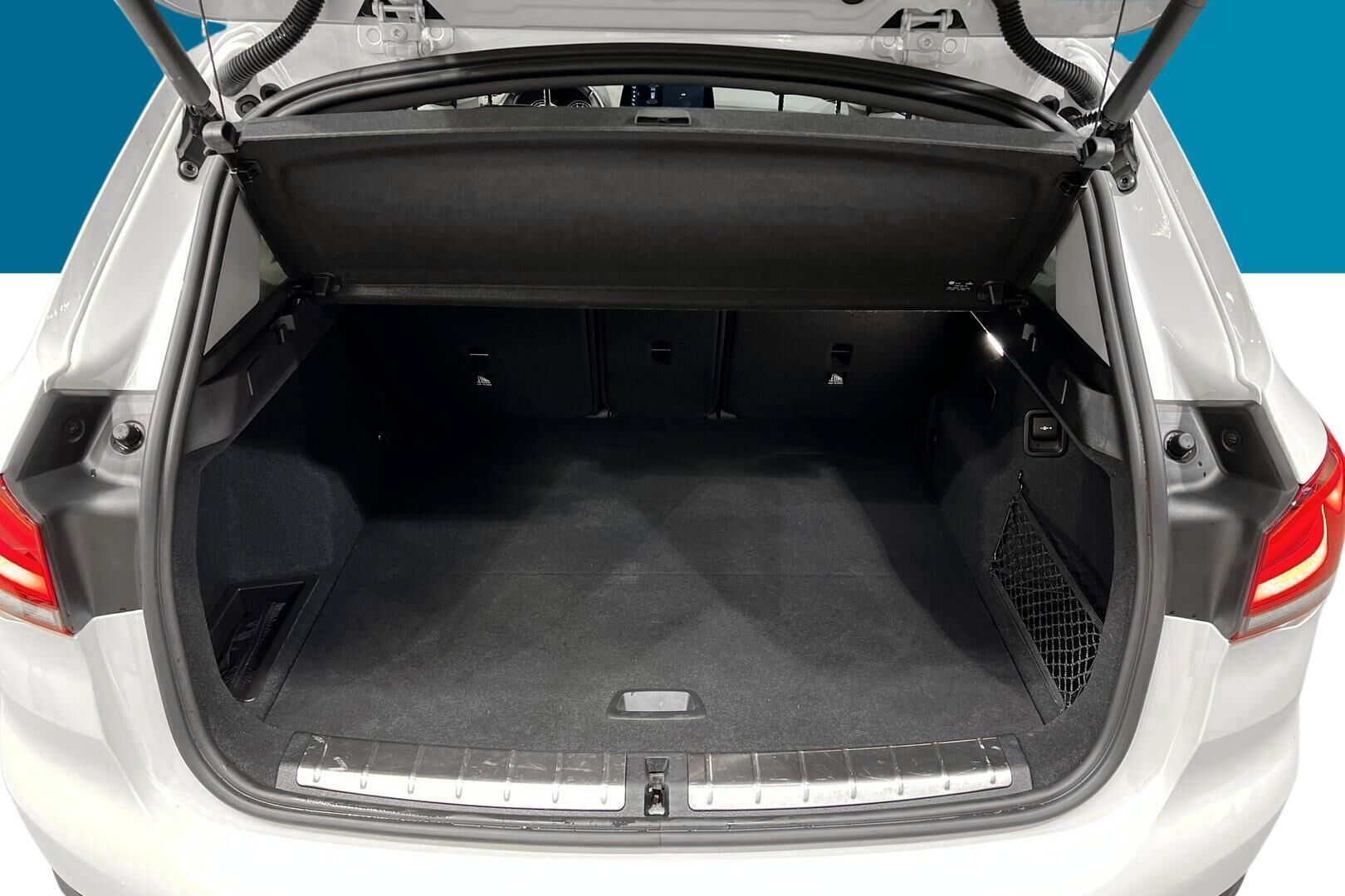 BMW X1 iso kuva 7