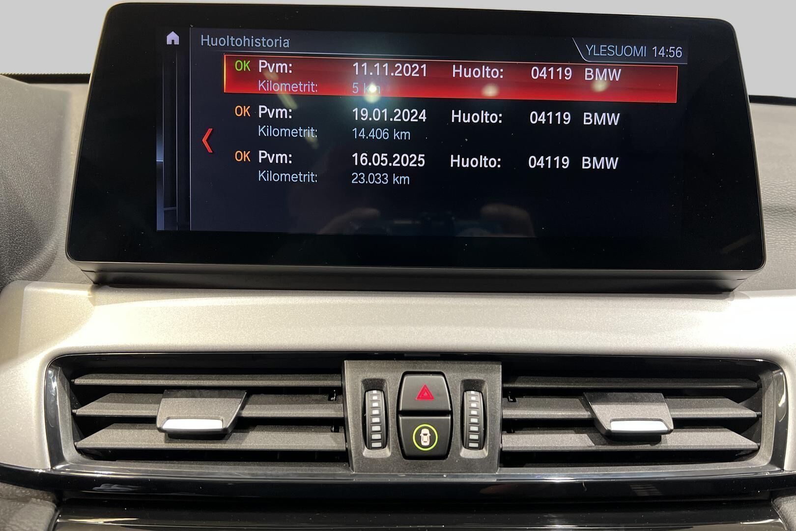 BMW X1 iso kuva 11