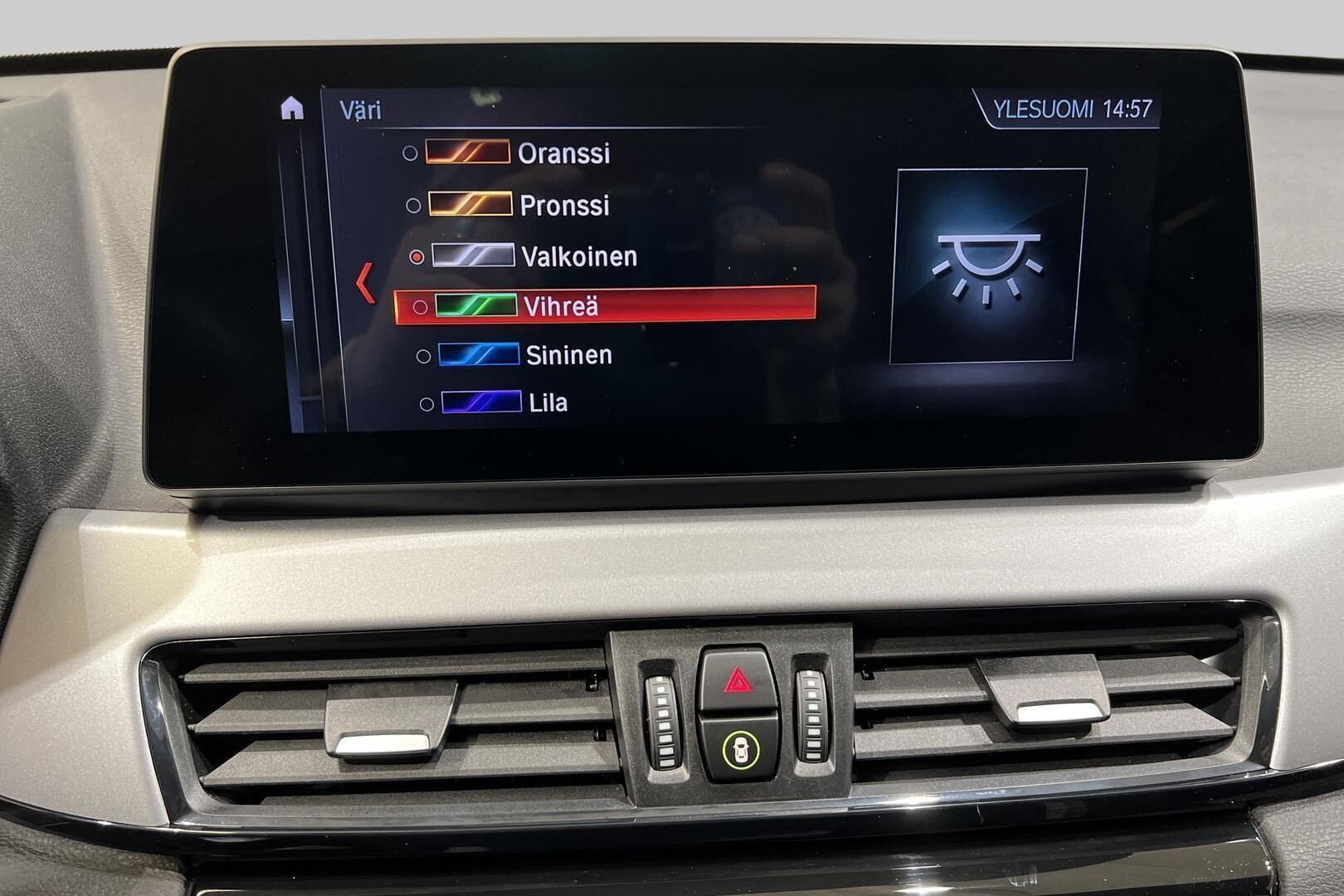 BMW X1 iso kuva 34