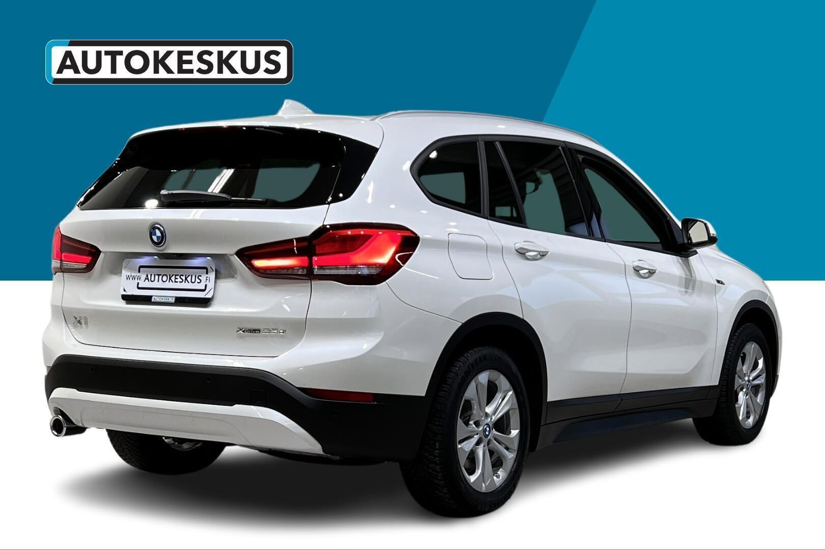BMW X1 iso kuva 4