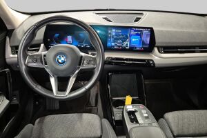 BMW IX1 esikatselu 3