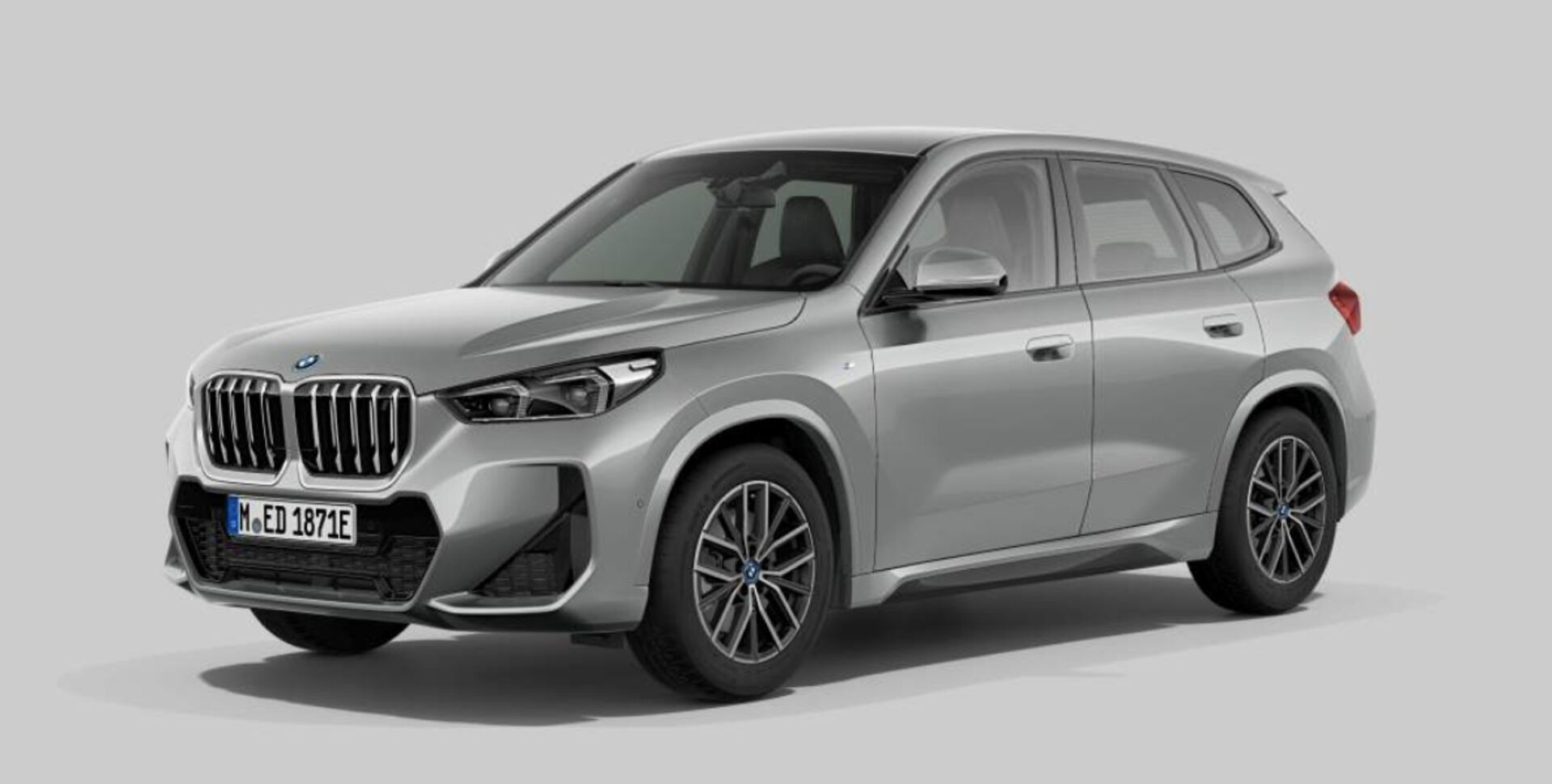 BMW IX1 iso kuva 0